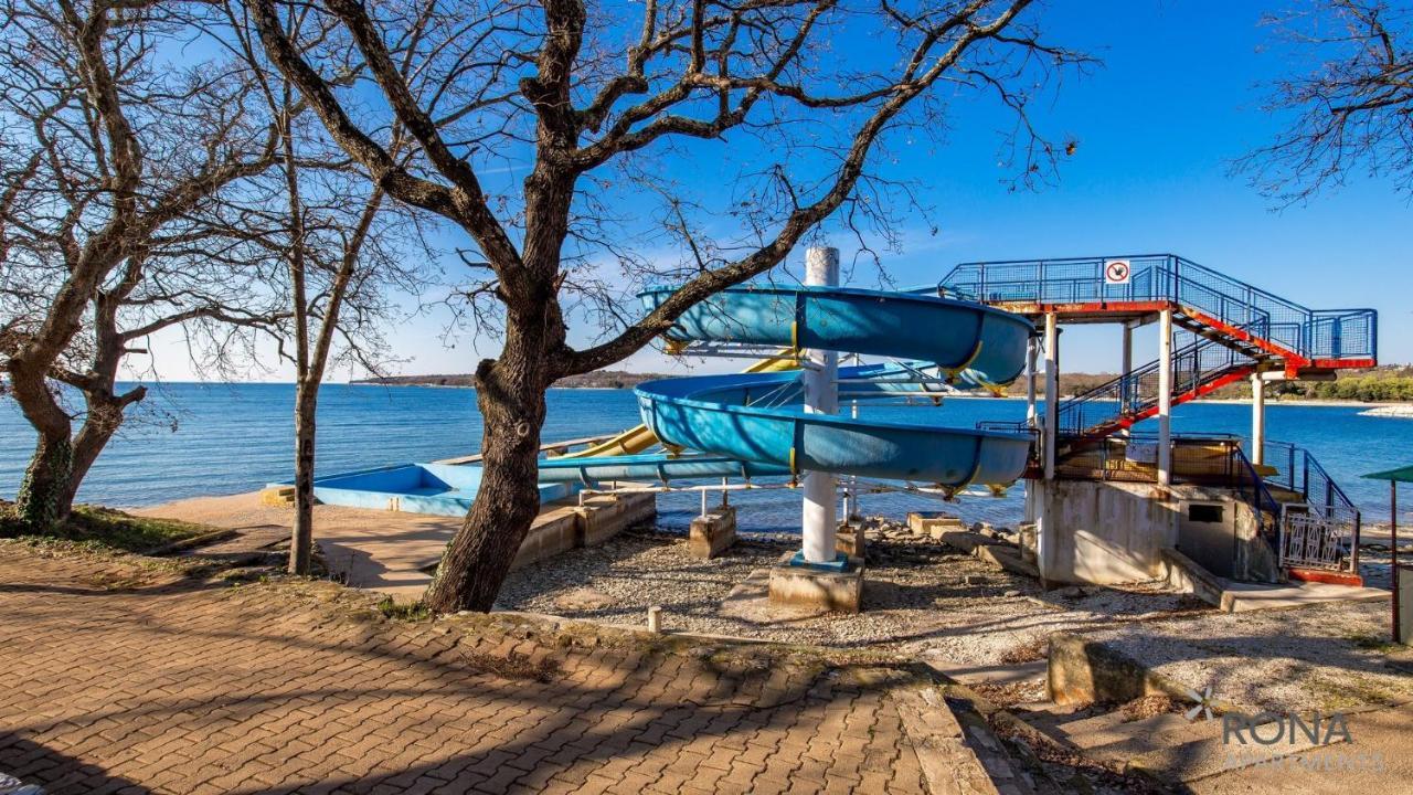Rona Holiday Home Ana Porec Ngoại thất bức ảnh